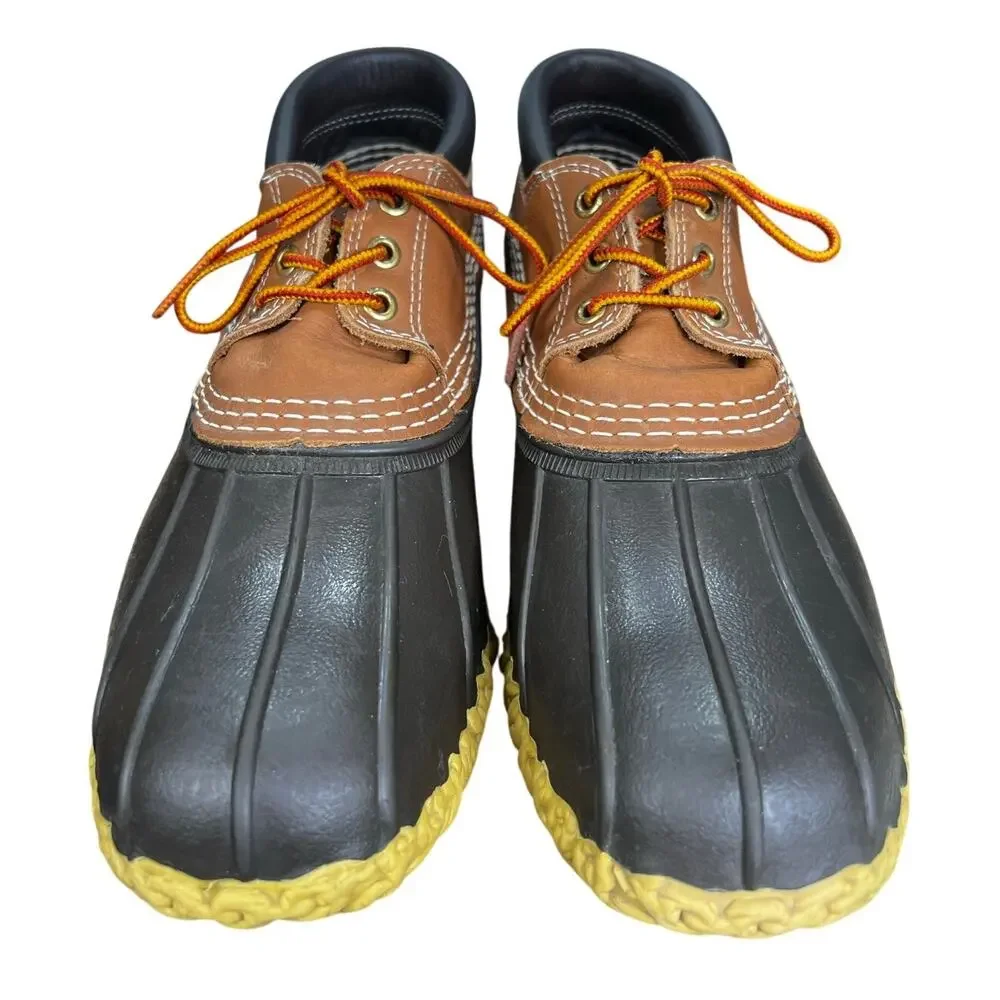 L.L.Bean step confidently